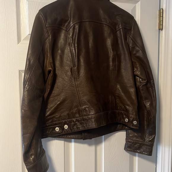 Leather jacket - Picture 5 of 8